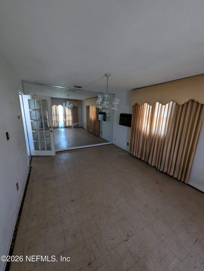 2 bedroom Single Family Residence at 2418 Vernon Street, Grand Park, Jacksonville — photo 3