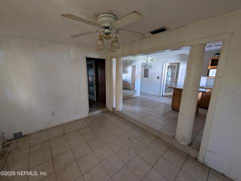 2418 Vernon Street, Jacksonville FL - photo 10 of 25