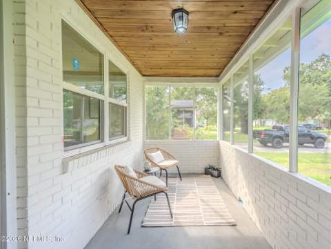 5280 Redrac Street, Jacksonville FL - photo 6 of 38