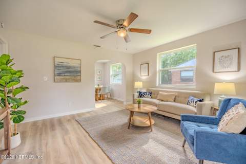 5280 Redrac Street, Jacksonville FL - photo 8 of 38