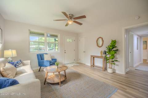 5280 Redrac Street, Jacksonville FL - photo 10 of 38
