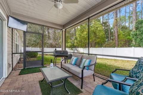 16198 Blossom Lake Drive, Jacksonville FL - photo 11 of 14