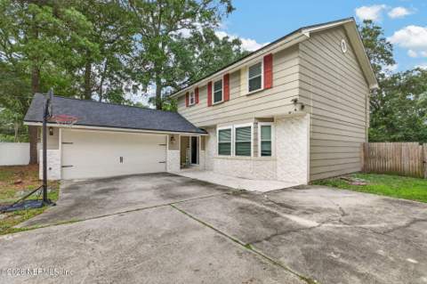 8409 Alderman Road, Jacksonville FL - photo 8 of 40