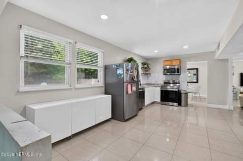 8409 Alderman Road, Jacksonville FL - photo 19 of 40