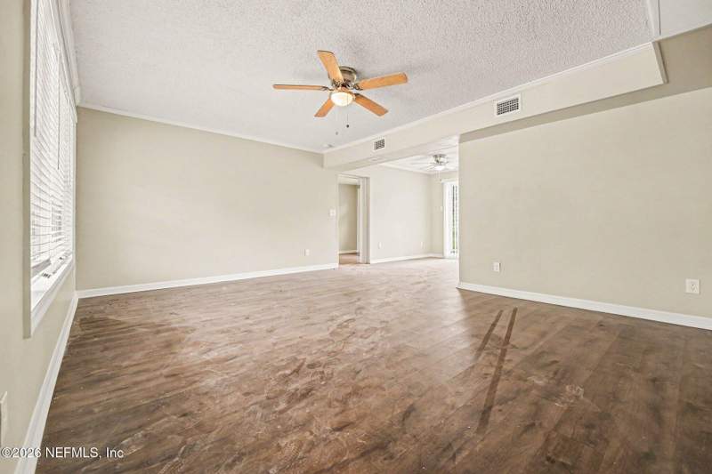 4 bedroom Single Family Residence at 8061 Delaroche Drive, Normandy Village, Jacksonville — photo 5
