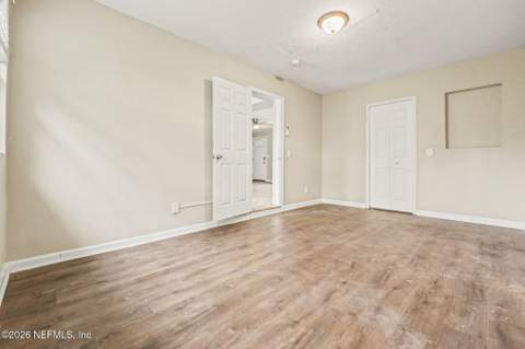 8061 Delaroche Drive, Jacksonville FL - photo 14 of 27