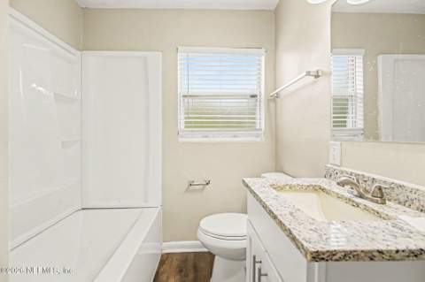 8061 Delaroche Drive, Jacksonville FL - photo 24 of 27