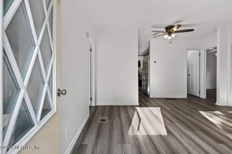 601 Hoover Road, Hollister FL - photo 9 of 73