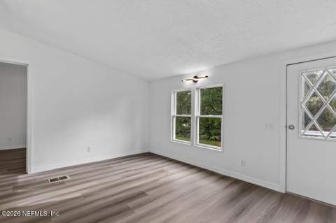 601 Hoover Road, Hollister FL - photo 12 of 73