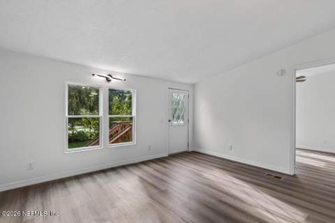 601 Hoover Road, Hollister FL - photo 13 of 73
