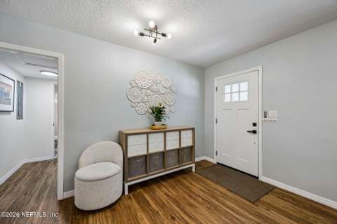 3237 Ernest Street, Jacksonville FL - photo 7 of 46
