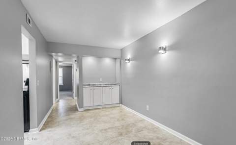 4330 Plaza Gate Lane #102, Jacksonville FL - photo 6 of 31
