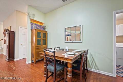4664 Trevor Creek Drive, Jacksonville FL - photo 13 of 46