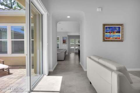 2926 Montilla Drive, Jacksonville FL - photo 11 of 90