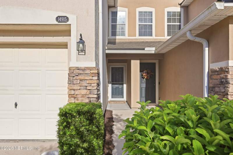 2 bedroom Townhouse at 14915 Bartram Village Lane, Villages Of Bartram Springs, Jacksonville — photo 4