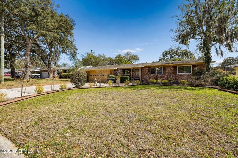 4 bedroom Single Family Residence at 1727 Whitman Street, Hyde Grove Acres, Jacksonville — photo 4