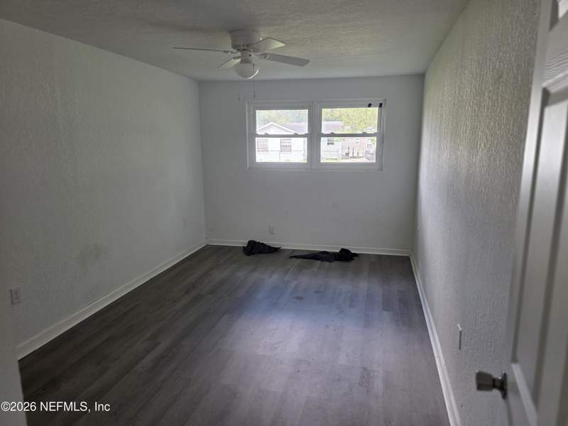 4 bedroom Single Family Residence at 1949 W 6th Street, College Park, Jacksonville — photo 5