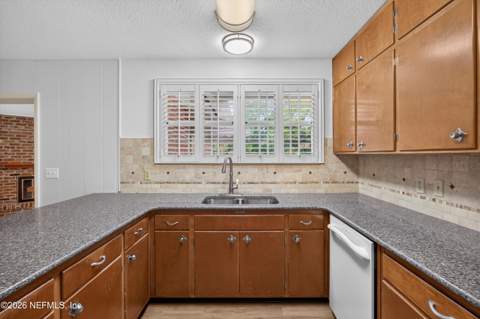 1834 Memory Lane, Jacksonville FL - photo 13 of 37