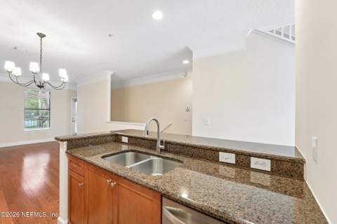 9823 Tapestry Park Circle #204, Jacksonville FL - photo 17 of 46