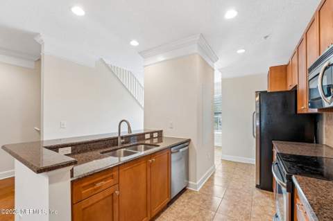 9823 Tapestry Park Circle #204, Jacksonville FL - photo 20 of 46