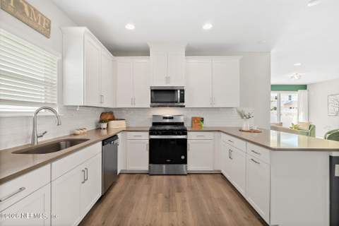 542 Silver Landing Drive, St. Augustine FL - photo 13 of 95