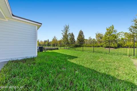 12115 Mariposa Avenue, Jacksonville FL - photo 6 of 49