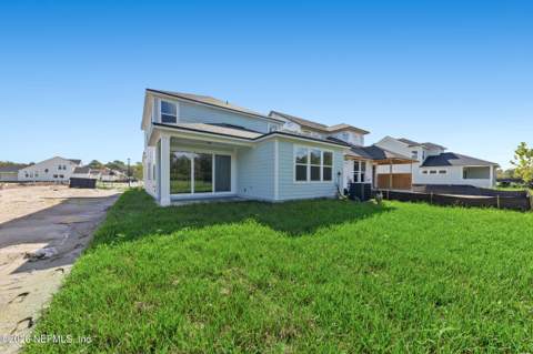 12115 Mariposa Avenue, Jacksonville FL - photo 7 of 49