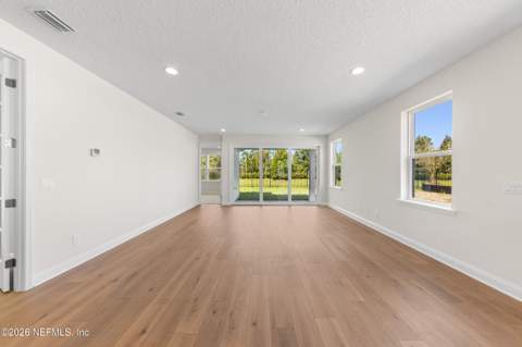 12115 Mariposa Avenue, Jacksonville FL - photo 17 of 44