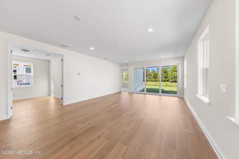 12115 Mariposa Avenue, Jacksonville FL - photo 18 of 44