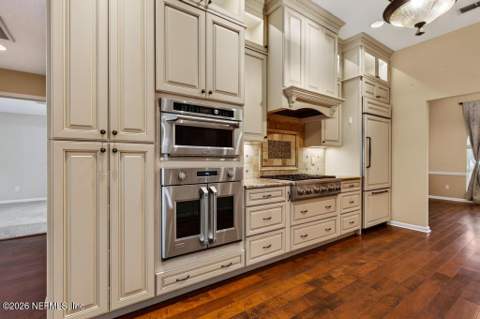 10087 Pebble Ridge Drive, Jacksonville FL - photo 17 of 121