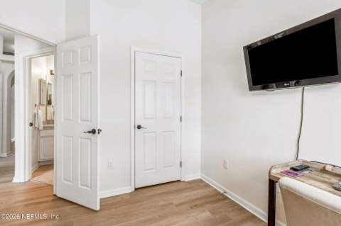 5938 Pavilion Drive, Jacksonville FL - photo 18 of 28