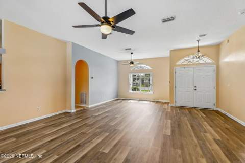 2567 Spring Meadows Drive, Middleburg FL - photo 15 of 66