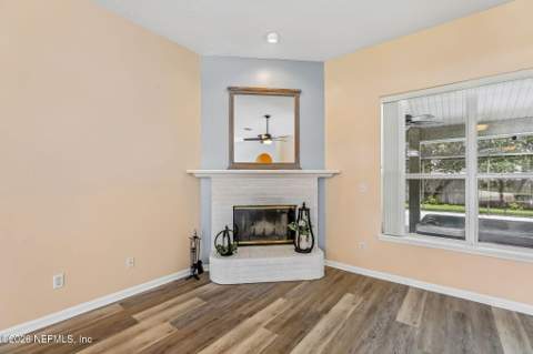 2567 Spring Meadows Drive, Middleburg FL - photo 13 of 66
