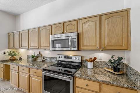2567 Spring Meadows Drive, Middleburg FL - photo 19 of 66