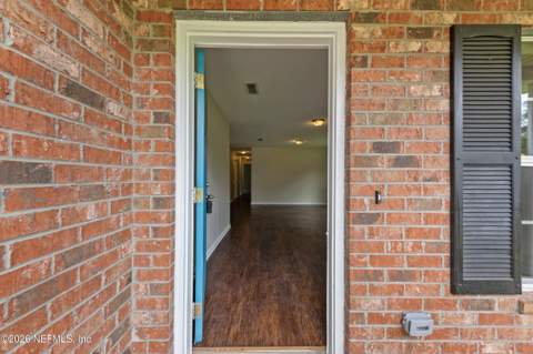 4373 Melissa Court, Jacksonville FL - photo 9 of 31