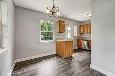 979 Mikael Avenue, Jacksonville FL - photo 13 of 20