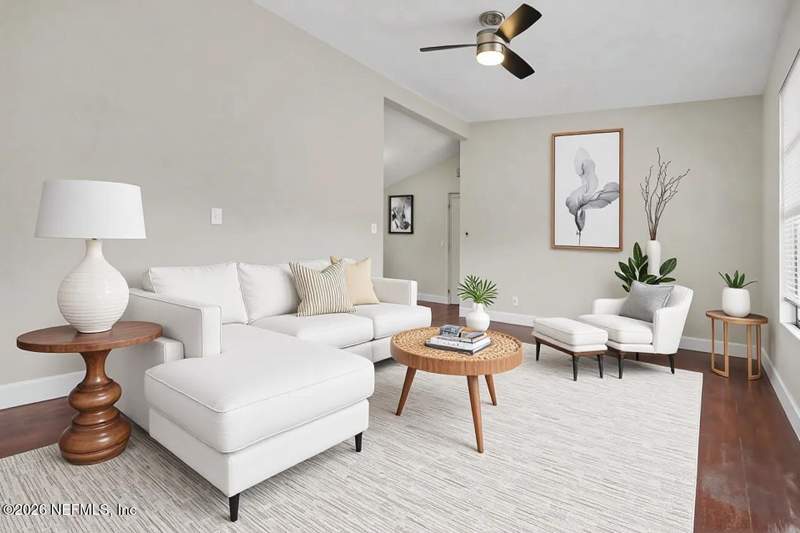 4 bedroom Single Family Residence at 7832 Delaroche Court, Normandy Village, Jacksonville — photo 4