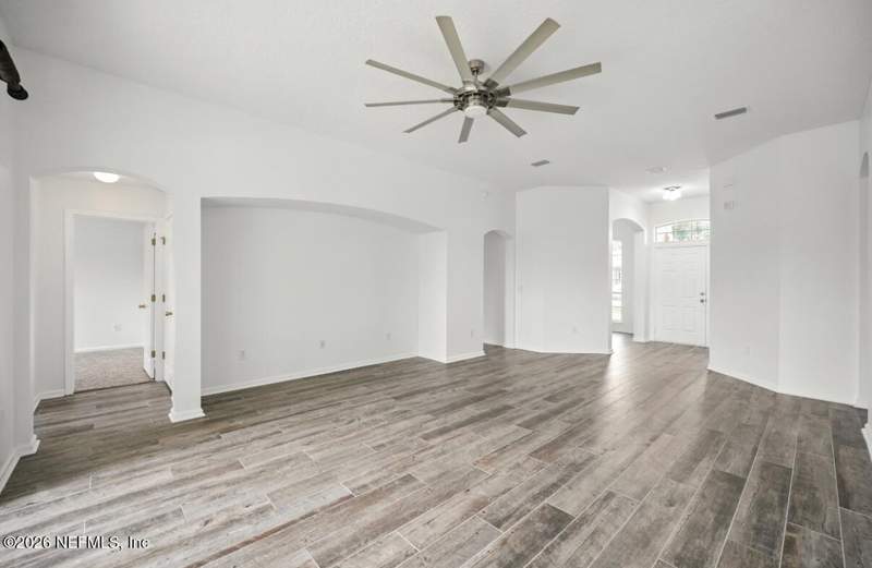 4 bedroom Single Family Residence at 13796 Fish Eagle Drive, Eagles Hammock, Jacksonville — photo 3