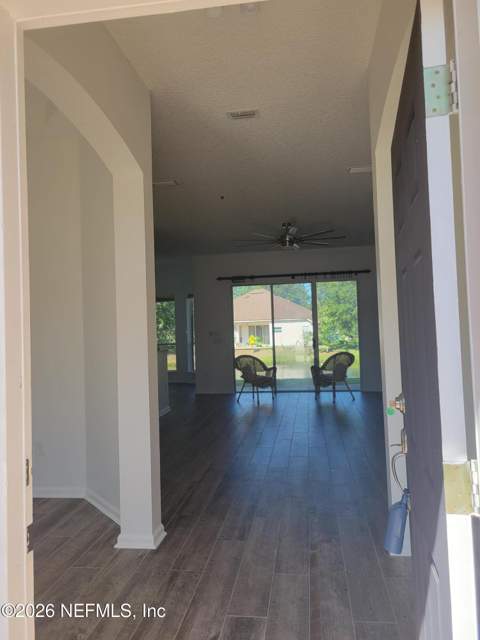 13796 Fish Eagle Drive, Jacksonville FL - photo 9 of 38