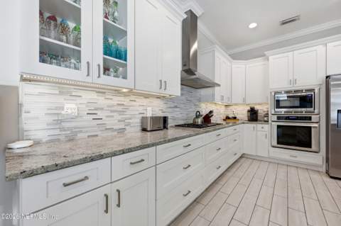562 14th Avenue, Jacksonville Beach FL - photo 7 of 59