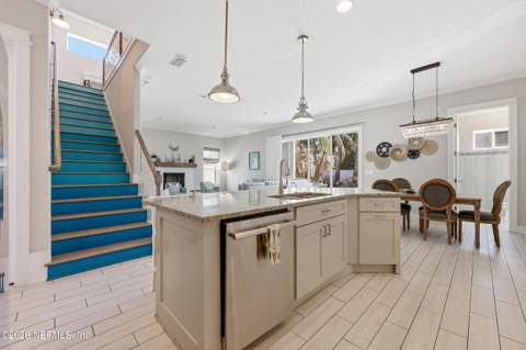 562 14th Avenue, Jacksonville Beach FL - photo 10 of 59