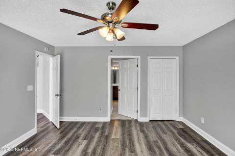 4394 Hanover Park Drive, Jacksonville FL - photo 24 of 50