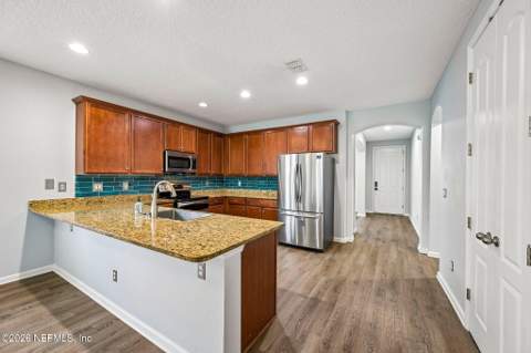 11965 Diamond Springs Drive, Jacksonville FL - photo 8 of 31