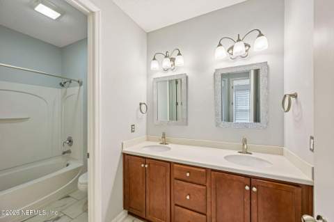 11965 Diamond Springs Drive, Jacksonville FL - photo 21 of 31