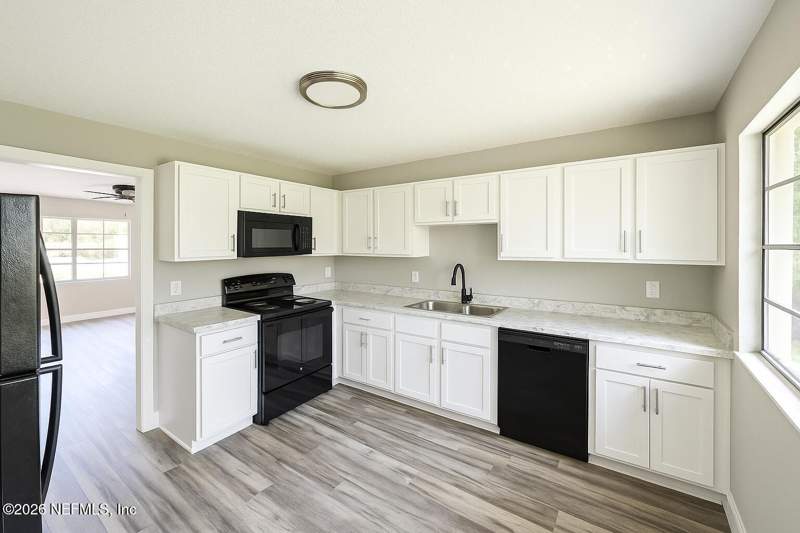 3 bedroom Single Family Residence at 4822 Merrimac Avenue, St Johns Terrace, Jacksonville — photo 5