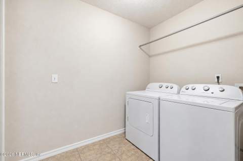 6076 Little Colt Court, Jacksonville FL - photo 21 of 38