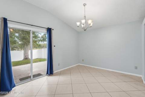 6849 Ridgeview Avenue, Jacksonville FL - photo 7 of 25