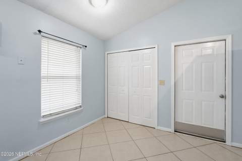 6849 Ridgeview Avenue, Jacksonville FL - photo 13 of 25
