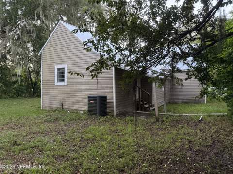 18737 Charlotte Avenue, Brooker FL - photo 11 of 12