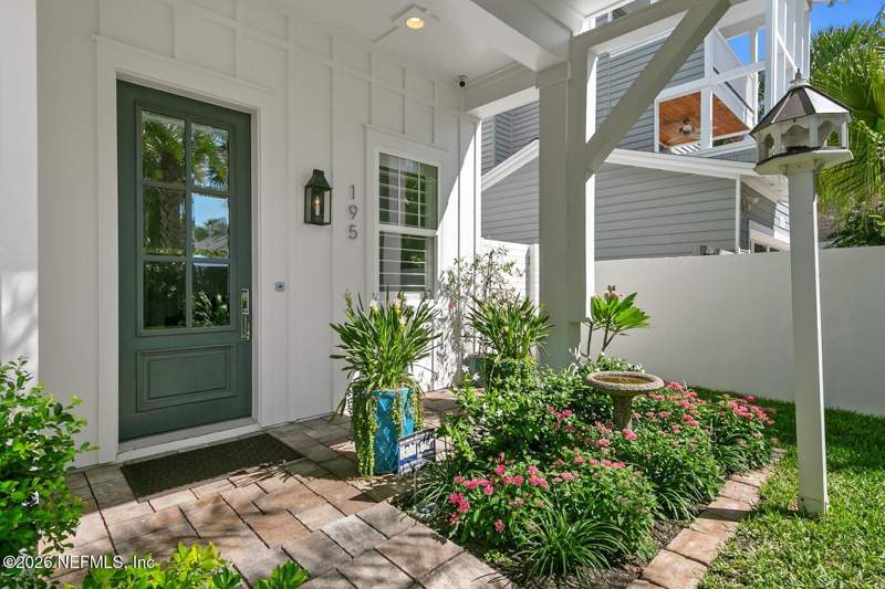 3 bedroom Single Family Residence at 195 15th Street, Mandalay, Atlantic Beach — photo 3